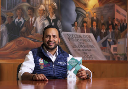 LIC. EMMANUEL MARTÍNEZ ARELLANO